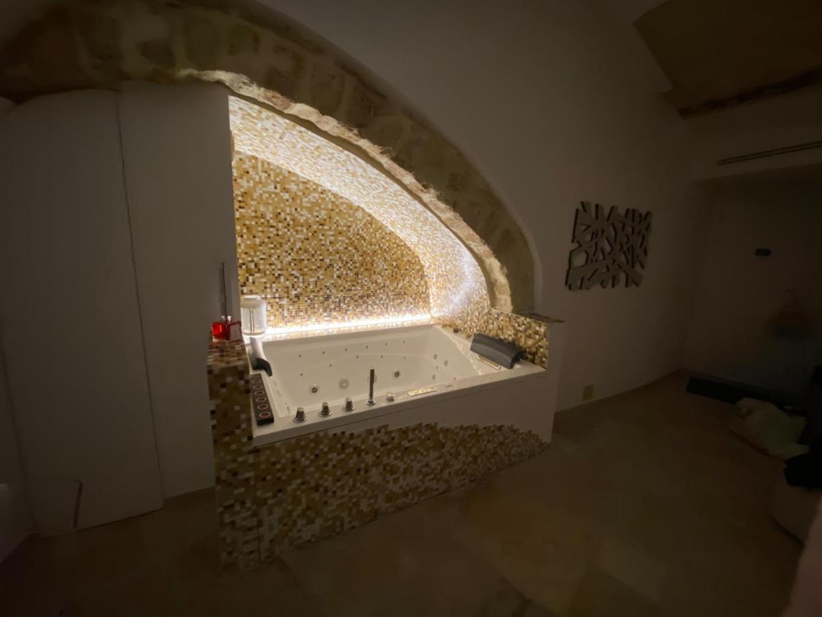 Number 12 Bari Bed & Breakfast ภายนอก รูปภาพ