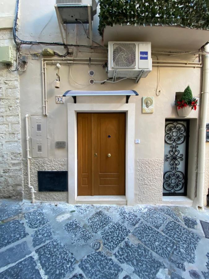 Number 12 Bari Bed & Breakfast ภายนอก รูปภาพ