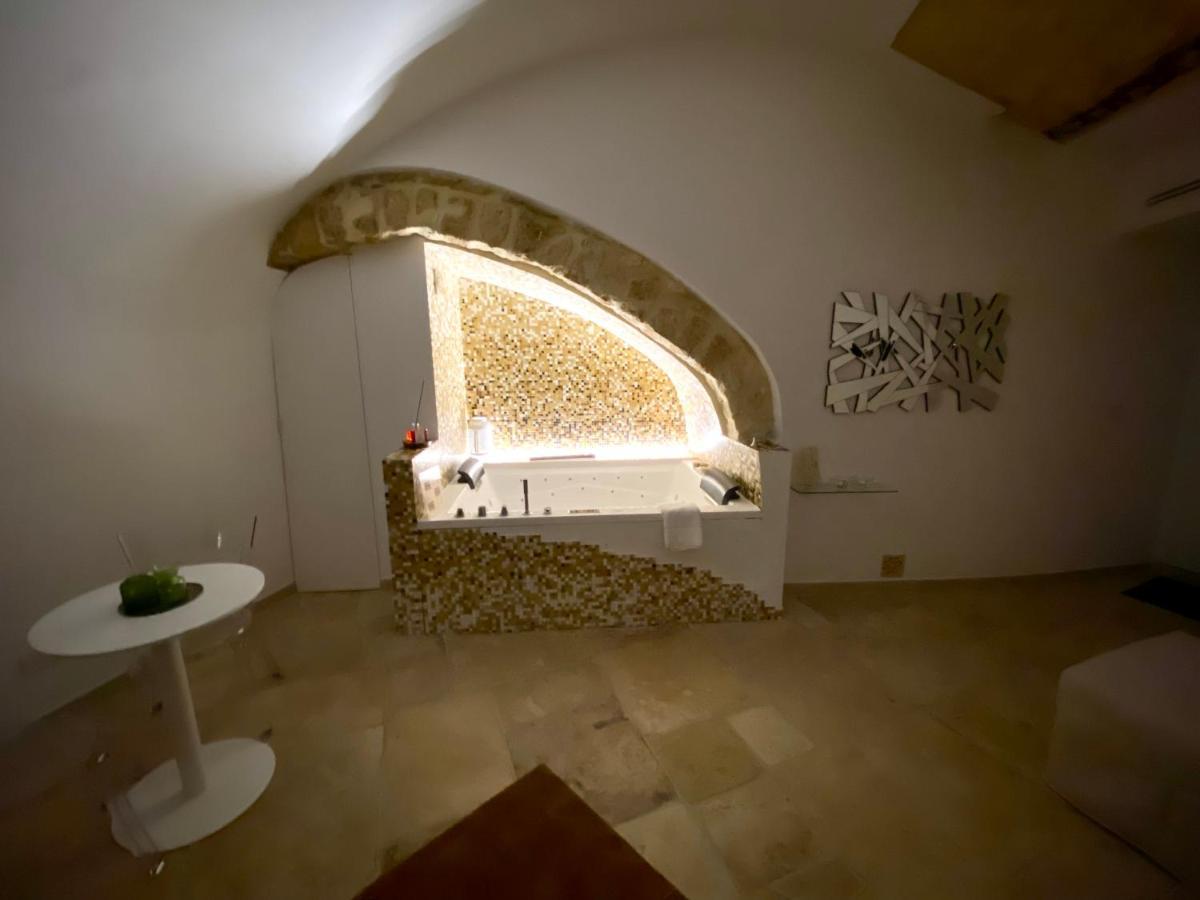 Number 12 Bari Bed & Breakfast ภายนอก รูปภาพ